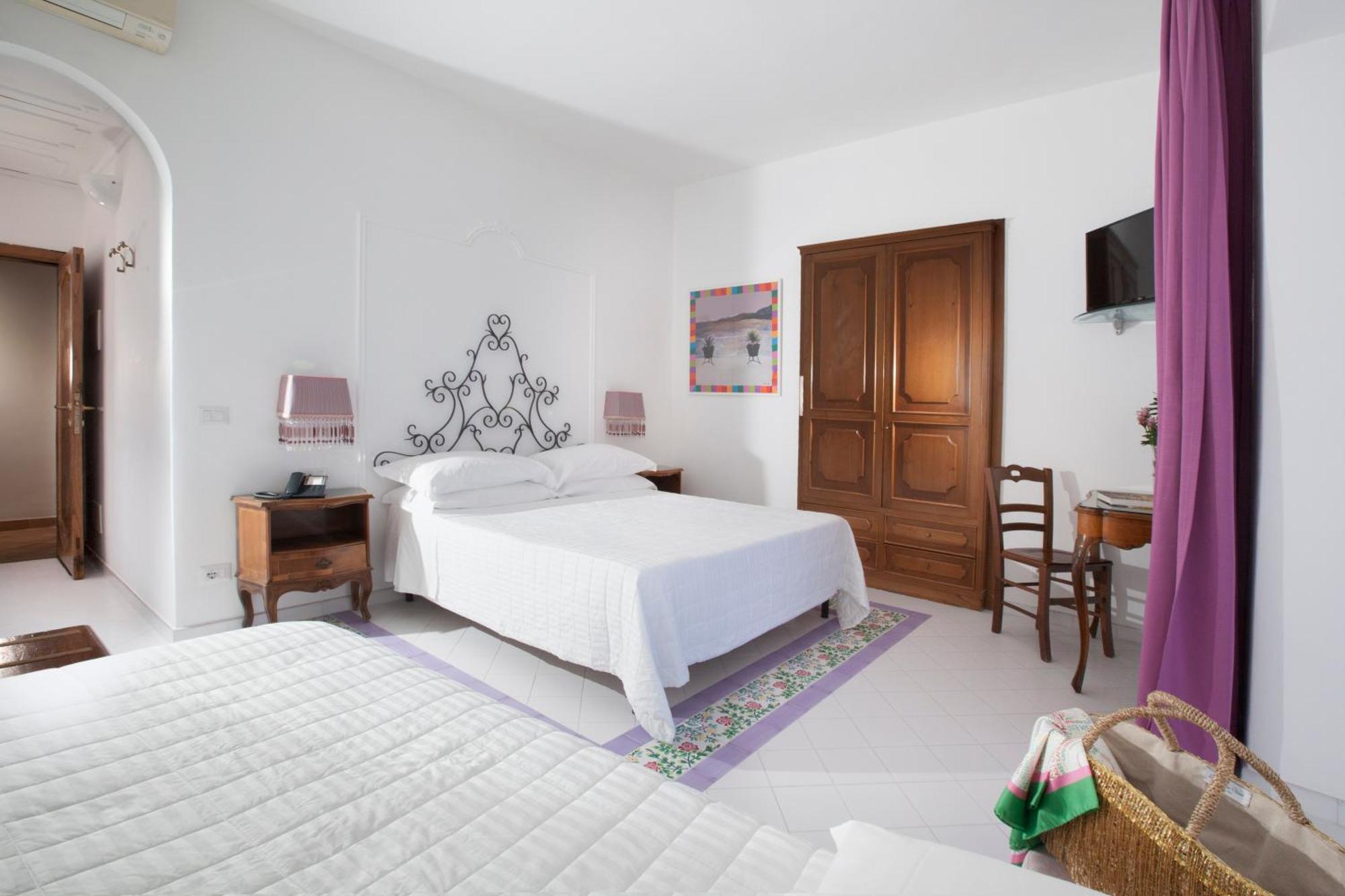 Smeraldo Hotel