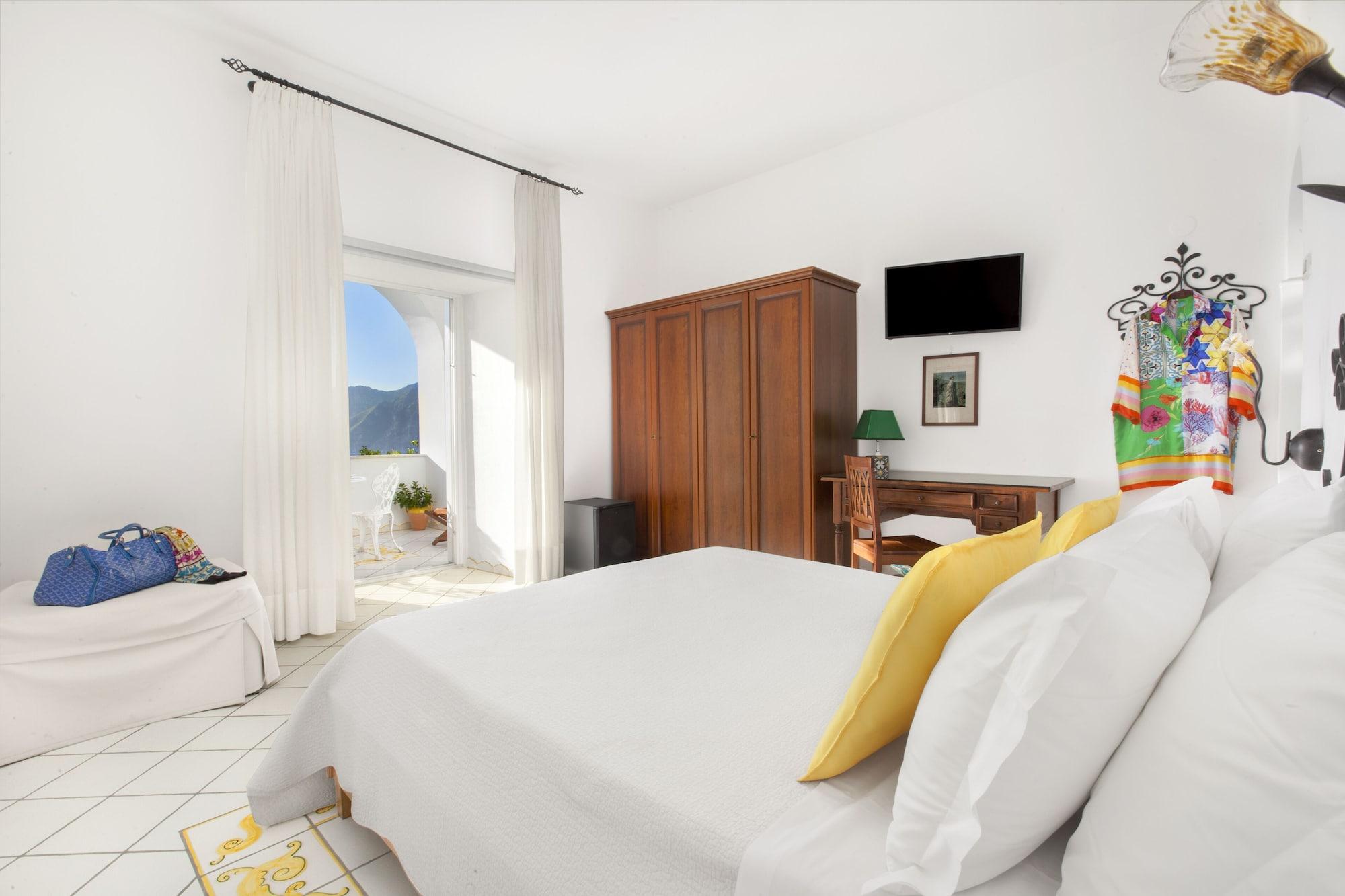 Smeraldo Hotel